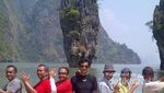 Jadi James Bond di James Bond Island