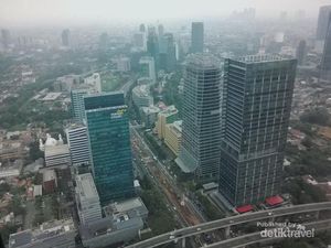 Jakarta Itu Cantik, Sayang Kabut Asapnya Itu Lho