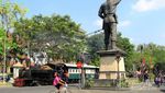 Jalan-jalan di Solo Naik Kereta Uap, Seru!