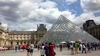 Musee du Louvre, rumahnya Lukisan Monalisa