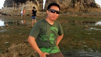 pantai tanjung layar
