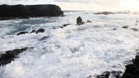 pantai tanjung layar