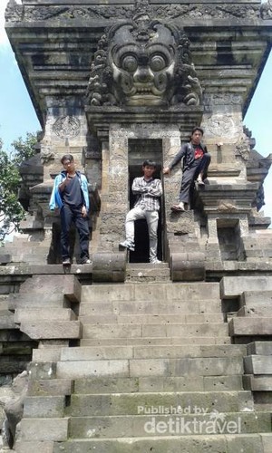Jalan-jalan Sambil Belajar Sejarah di Candi Kidal Malang