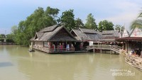 Pattaya Floating Market, pasar apun di Pattaya