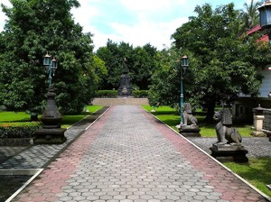 Jalan-jalan Seru Akhir Pekan di Sekitar Candi Borobudur