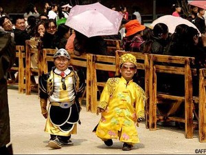 Jalan-jalan Unyu ke Negeri Kurcaci