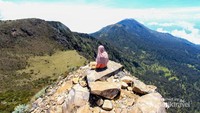 Pemandangan aduhai di Puncak Arjuno