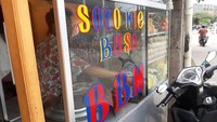 Kedai ini bernama Soto Mie Baso BBM