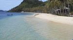 Jatuh Cinta dengan Keindahan Alam Pulau Sikuai