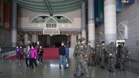 Beroperasi sejak tahun 1994, War Memorial of Korea dibuka sejak pukul 08.30 hingga 17.30 waktu Korea. Oh ya juga disediakan guide tour berbahasa Inggris gratis dengan jadwal pukul 10.00 pagi hari dan 14.00 untuk siang hari.