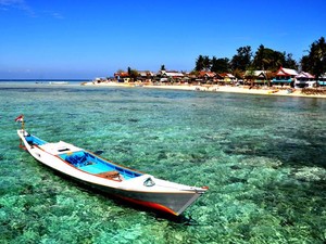 Jejakkan Kaki Telanjang di Pulau Samatellu Pedda, Sulsel