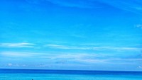 Ramainya Pantai Karon
