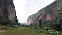 Lembah Harau di Kabupaten Lima Puluh Kota