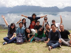 Jelajahi Sumatera Barat 3 Hari 2 Malam, Seru!