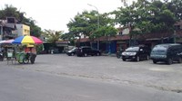Tempat parkir Wisata Religi Gunung Pring
