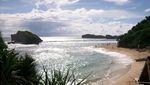 Jelang Royal Wedding, Main Dulu ke Pantai di Gunungkidul