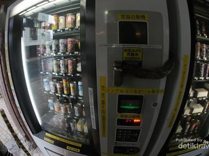 Jepang Punya Aneka Vending Machine yang Menggemaskan