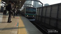 Dari pukul 5.00 pagi, sarana transportasi sudah tersedia. Masyarakat bebas memilih moda transportasi yang sesuai dengan kehendak dan tujuan.