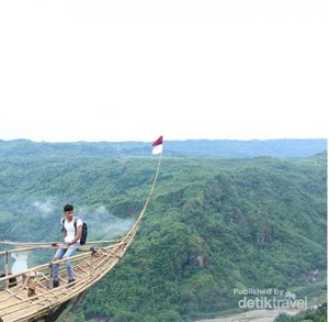 Jurang Tembelan Bantul, Tempat Selfie di Atas Awan