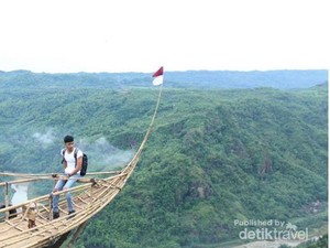 Jurang Tembelan Bantul, Tempat Selfie di Atas Awan