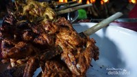 Ayam panggang kuliner khas Desa Gandu