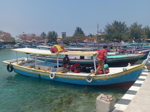 Kabur Sejenak ke Pulau Harapan