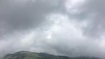 Kabut dan Air Terjun Grojogan Sewu yang Menawan