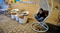 Bagian depan cafe yang instagenic