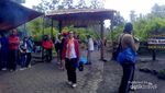 Kala Hujan Menyapa Kawah Ijen