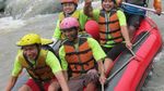 Kaliwatu Rafting, Cara Asyik Taklukkan Sungai Brantas