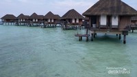 Deretan overwater suite Club Med Kani yang keren