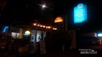 Sejumlah hotel juga banyak tersedia