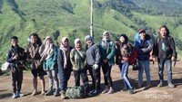 Puncak Gunung Pundak
