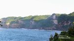 Kapan Lagi Kemping dengan View Pantai Seperti Ini?
