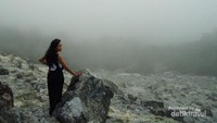 Kawah Domas menawarkan spot yang sangat eksotis untuk foto-foto.