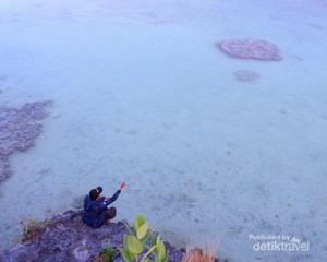 Karang Alami Berbentuk Love di Pulau Rote