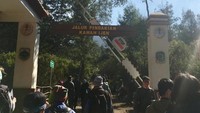 Gapura masuk pendakian kawah ijen