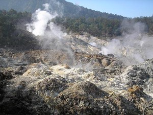 Kawah Ratu, Jejak Sukhoi di Puncak Gunung Salak