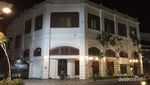 Kawasan Orchard Road ala Surabaya