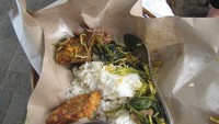 Cukup makan ala kadarnya sudah kenyang kok! (Fitraya/detikTravel)