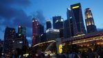 Ke Merlion Park, Nikmati Pertunjukan Laser dan Kembang Api