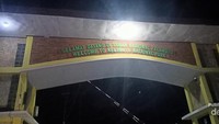 Gerbang masuk ke taman nasional Kelimutu