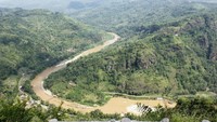 Ini dia sungai yang panjang. Amazing!