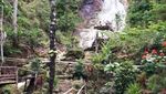 Keindahan Air Terjun Kembang Soka yang Menyejukkan