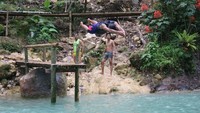 Kolam Umum Air terjun kembangsoka