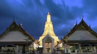 Wat Arun Shrine - Bangkok