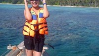 Berpose dulu di atas perahu