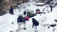 Percaya ga snow point ini ada di India? Lebih tepatnya lagi di Manali Himachal Pradesh. Keren kan!