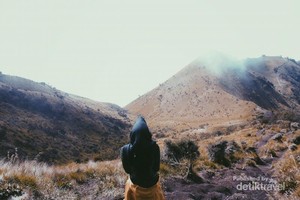 Keindahan Merbabu Memang Tak Ada Duanya