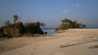 Pantai ini cantik sekali